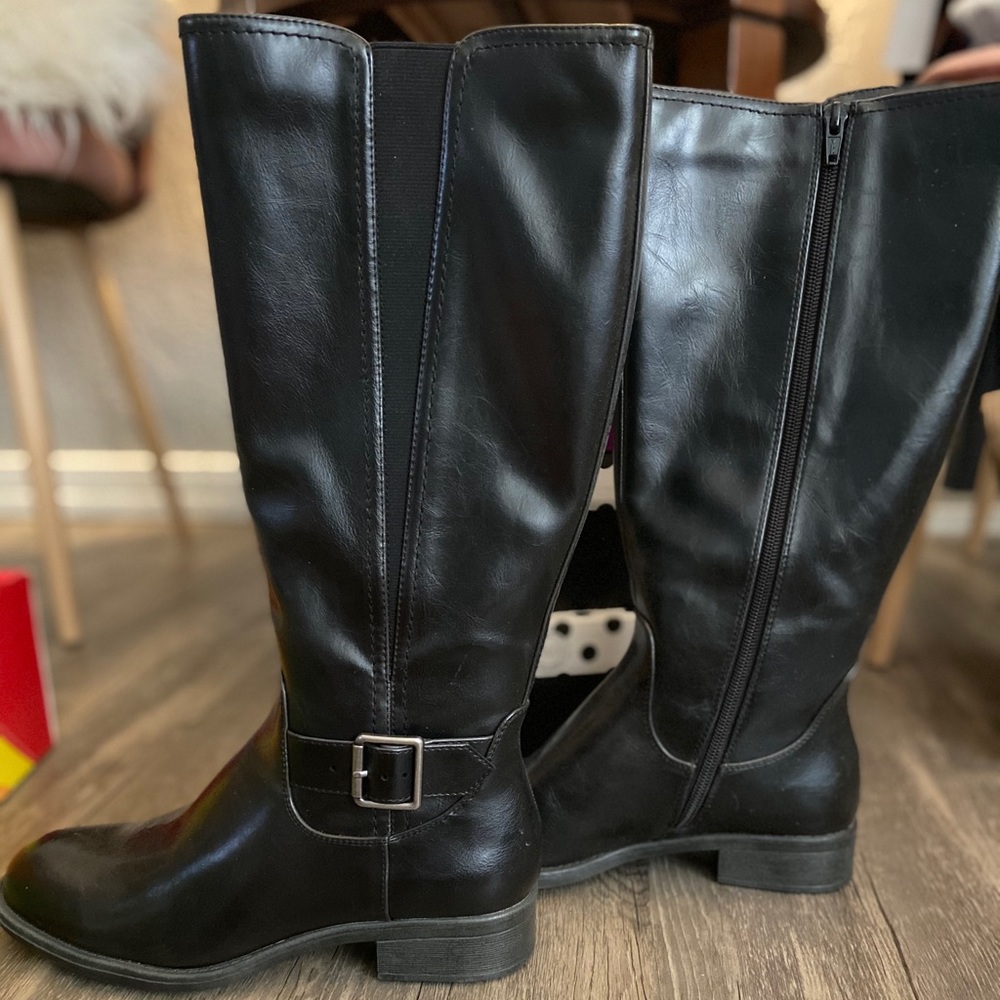Boots!